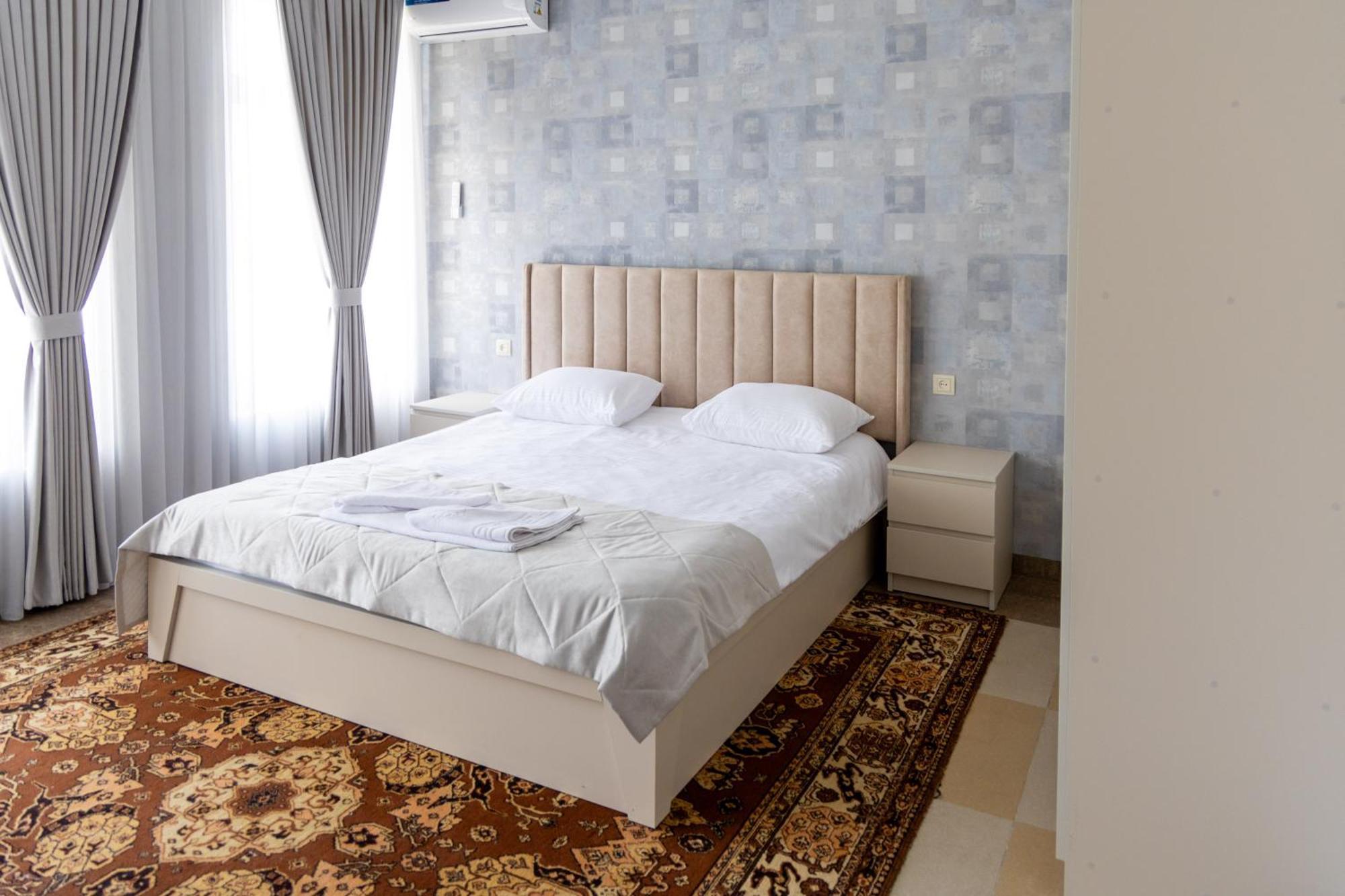 Gladzor Hotel Экстерьер фото